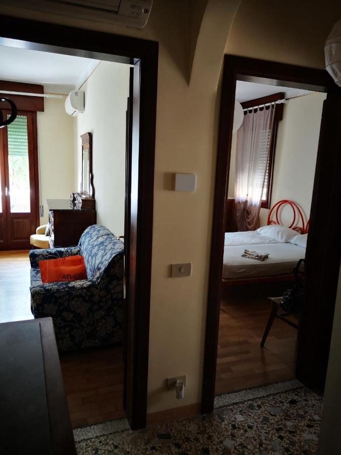 Lido Di Venezia Mare E Cinema Apartment Ngoại thất bức ảnh